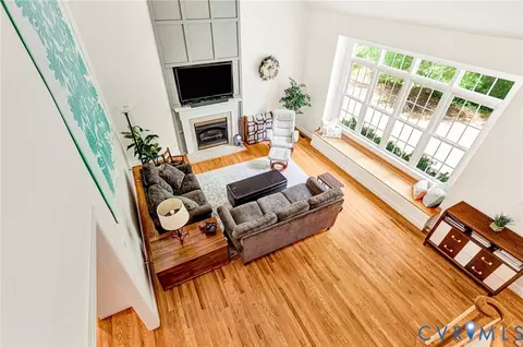 Living - 6009 Studley Woods Dr, Hanover, VA 23069 photo 4 of 5