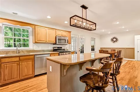 Kitchen - 6009 Studley Woods Dr, Hanover, VA 23069 photo 4 of 5