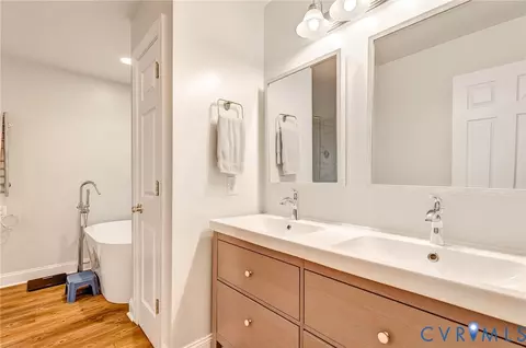 Bath - 6009 Studley Woods Dr, Hanover, VA 23069 photo 3 of 5