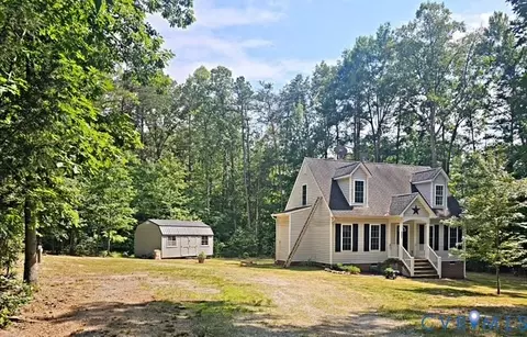 5689 Hickory St, Powhatan, VA 23139
