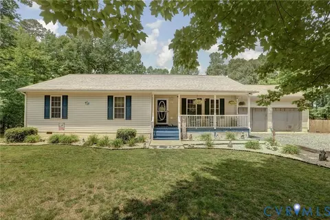 9689 Shannon Hill Rd, Louisa, VA 23093