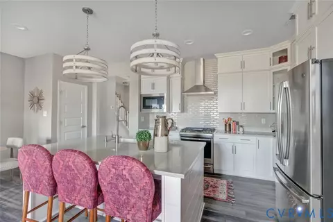 18775 Palisades Rdg, Moseley, VA 23120