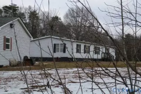 2105 Mount Olive Rd, Beaverdam, VA 23015 photo 2