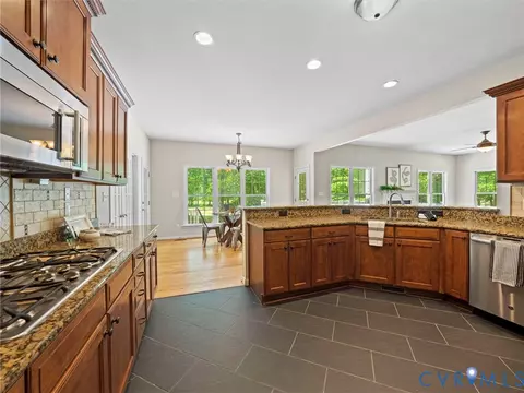 Kitchen - 1460 Olde Second Dr, Powhatan, VA 23139 photo 2 of 4