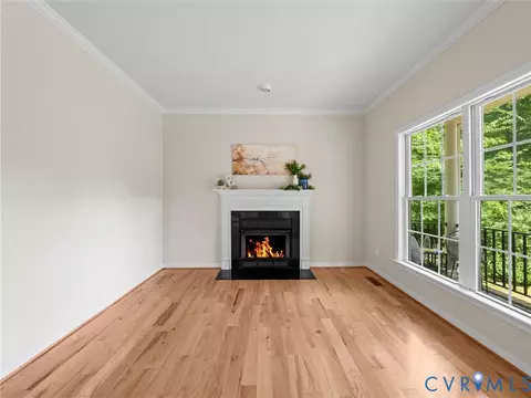 Living - 1460 Olde Second Dr, Powhatan, VA 23139 photo 2 of 5