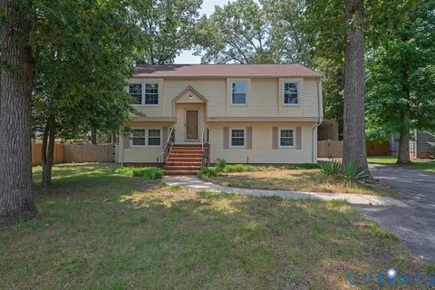 3804 Seasigh Ct, Chester, VA 23831