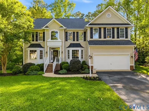 5431 Lemoore Dr, Glen Allen, VA 23059