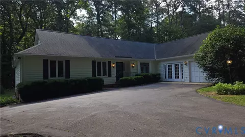 2829 Lansdale Rd, Richmond, VA 23225