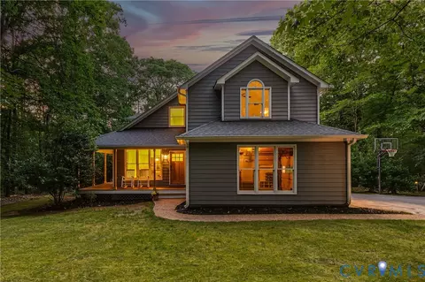 1968 Huguenot Hundred Dr, Midlothian, VA 23113
