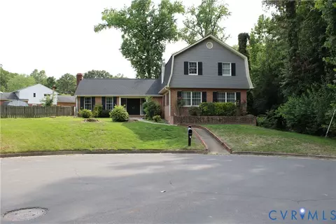 1315 Appomattox Dr, Colonial Heights, VA 23834