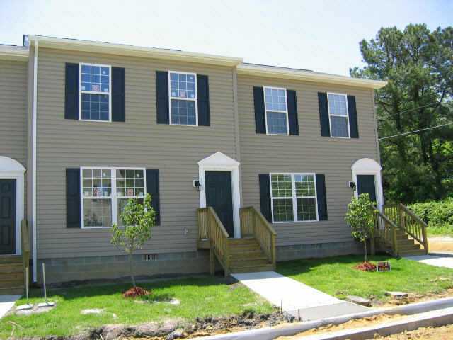 110 Dumot Ct, Jarratt, VA 23867 photo 1