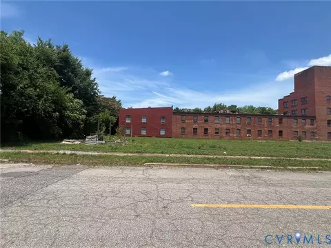 933 Commerce St, Petersburg, VA 23803