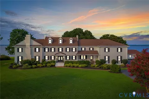 467 Daingerfield Rd, Tappahannock, VA 22560