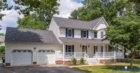 1006 Rockhaven Ct, Chester, VA 23836