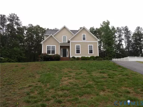 8813 Lake Jordan Cir, Petersburg, VA 23803
