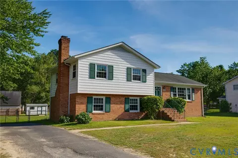 9275 Rappahannock Trl, Ashland, VA 23005