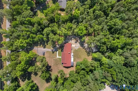 9820 Beaver Bridge Rd, Chesterfield, VA 23838
