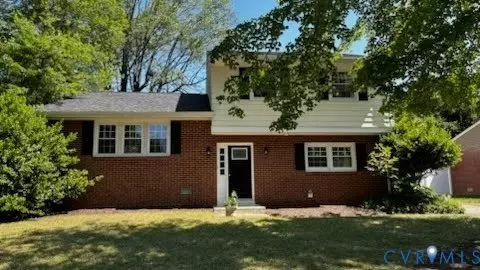 8022 Langley Dr, Glen Allen, VA 23060
