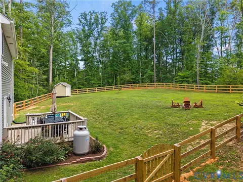 Exterior - 2953 Preston Park Ct, Sandy Hook, VA 23153 photo 7 of 16