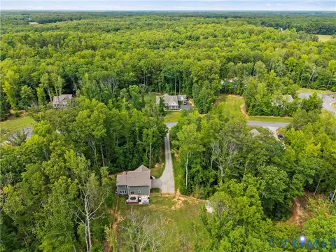 View/Area - 2953 Preston Park Ct, Sandy Hook, VA 23153 photo 3 of 4
