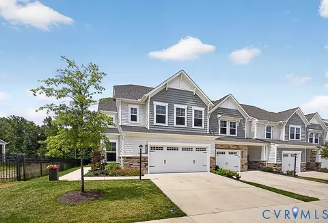 18517 Palisades Rdg, Moseley, VA 23120