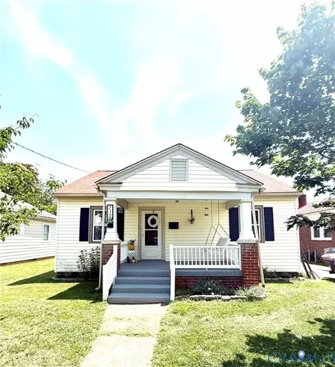 715 Hamilton Ave, Colonial Heights, VA 23834