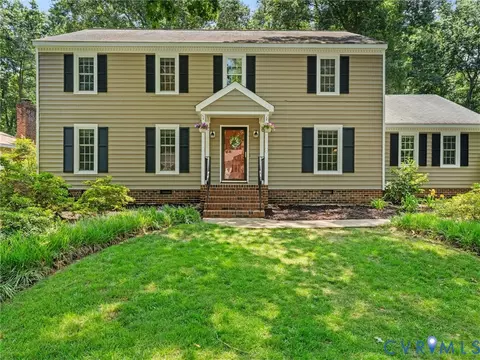 10307 Windbluff Dr, Henrico, VA 23238