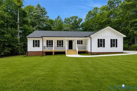 358 Poplar Springs Dr, Tappahannock, VA 22560