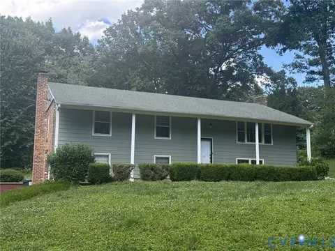 9110 Brucewood Dr, North Chesterfield, VA 23235