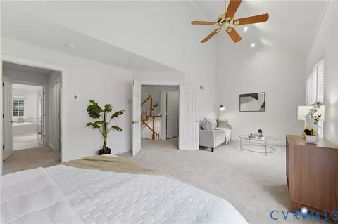 Bedroom - 6806 Thompson Crest Ct, Mclean, VA 22101 photo 3 of 7