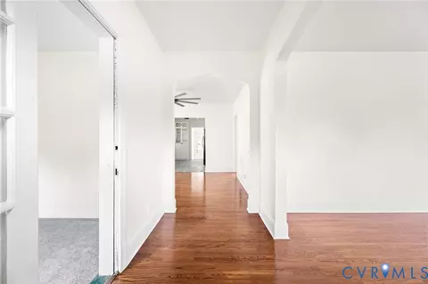 Entry Way - 920 E Belt Blvd, Richmond, VA 23224 photo 2 of 2