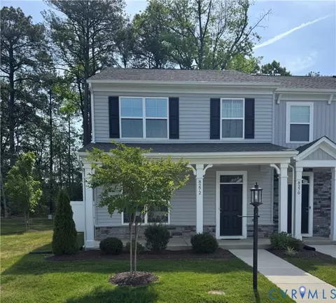 8272 Scott Commons Dr, Richmond, VA 23227