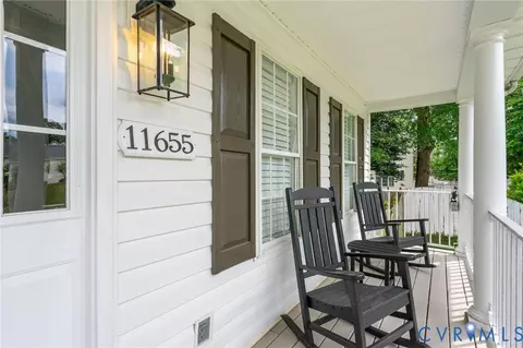 Exterior - 11655 Explorer Dr, Midlothian, VA 23114 photo 3 of 7