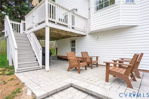Exterior - 11655 Explorer Dr, Midlothian, VA 23114 photo 2 of 7