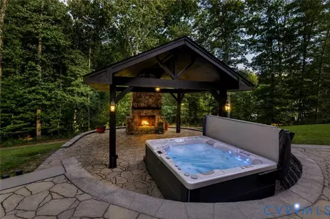 5336 Arbor Pl, Williamsburg, VA 23188