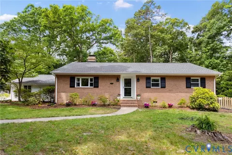 3136 Old Quarry Rd, Richmond, VA 23225