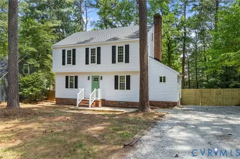 1719 Woodyshade Cir, Richmond, VA 23235