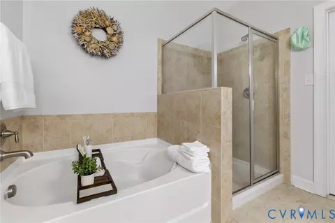 Bath - 16707 White Daisy Loop, Moseley, VA 23120 photo 2 of 4