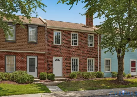 41 Brandywine Ct, Colonial Heights, VA 23834