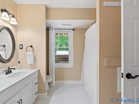 Bath - 12801 Craystone Cir, Midlothian, VA 23113 photo 4 of 4