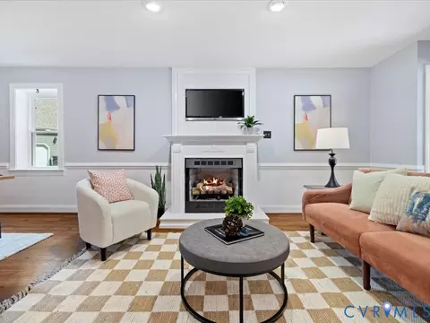 Living - 12801 Craystone Cir, Midlothian, VA 23113 photo 4 of 4