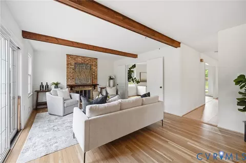 Living - 6210 Nethercombe Ct, Mclean, VA 22101 photo 6 of 7