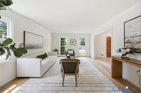 Living - 6210 Nethercombe Ct, Mclean, VA 22101 photo 4 of 7