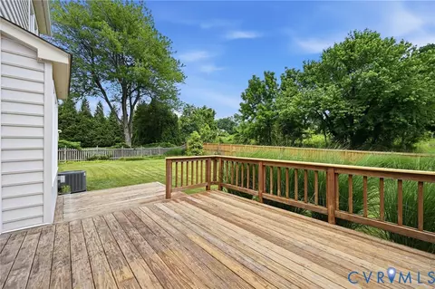 Exterior - 6210 Nethercombe Ct, Mclean, VA 22101 photo 6 of 6