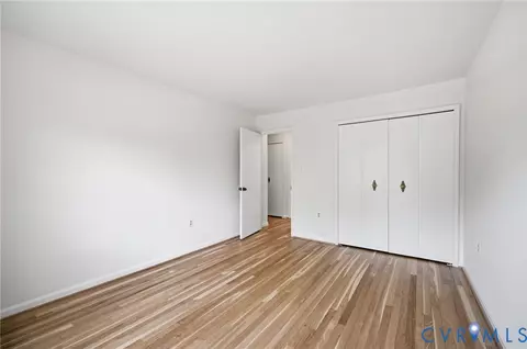 Bedroom - 6210 Nethercombe Ct, Mclean, VA 22101 photo 3 of 10