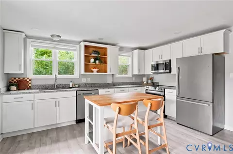Kitchen - 112 E 36th St, Richmond, VA 23224 photo 6 of 9