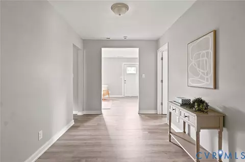 Entry Way - 112 E 36th St, Richmond, VA 23224 photo 3 of 6