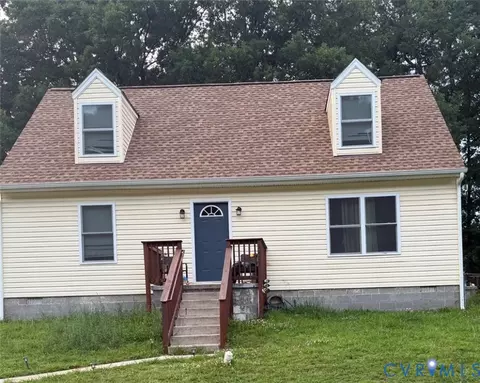 1811 Freeman St, Hopewell, VA 23860