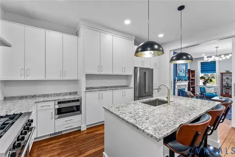 Kitchen - 2204 E Broad St, Richmond, VA 23223 photo 5 of 7