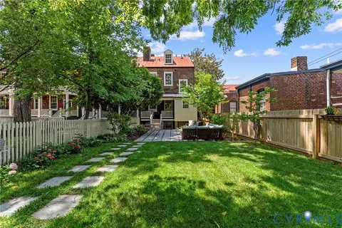 Exterior - 2204 E Broad St, Richmond, VA 23223 photo 12 of 18